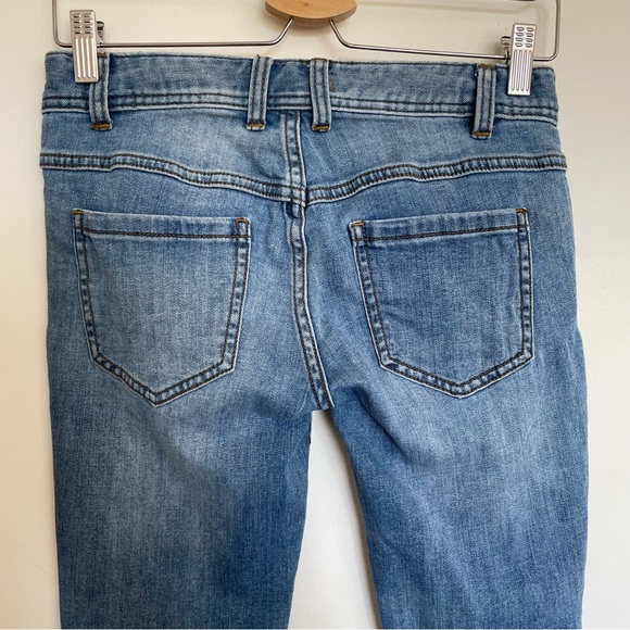 Free People Distressed Ripped Knee Raw Hem Cropped Ankle Skinny Jeans - Picture 13 of 16